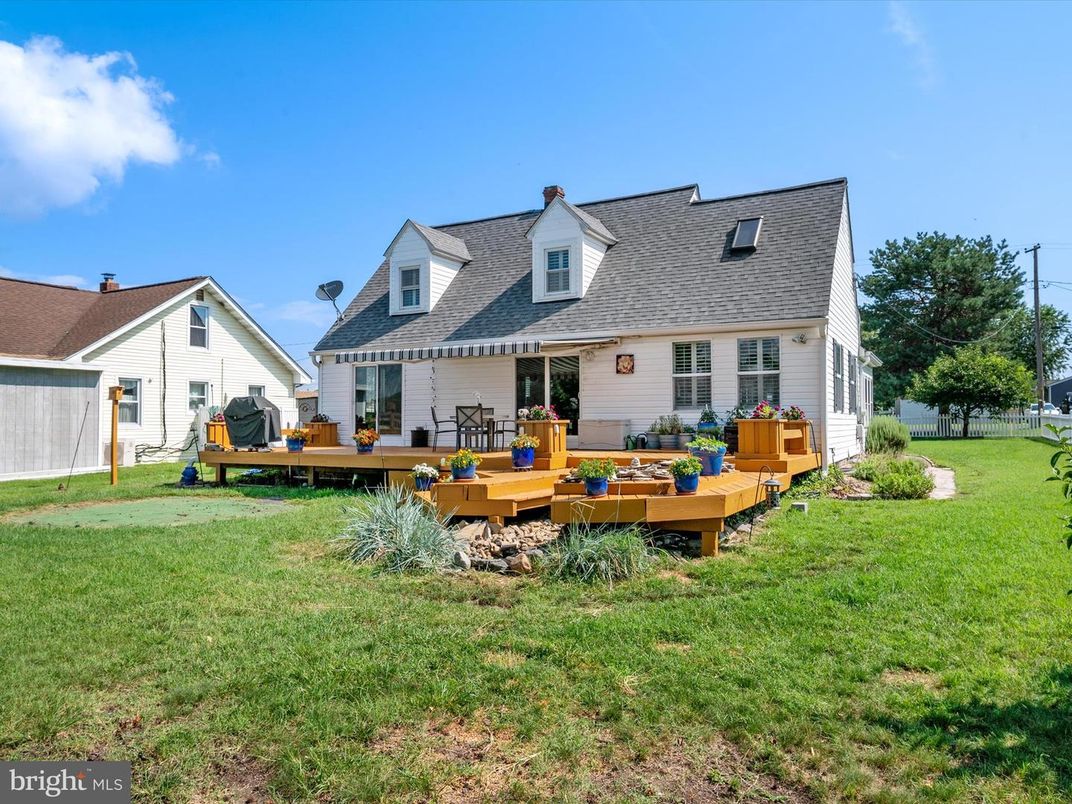 Backyard, Exterior, Playground