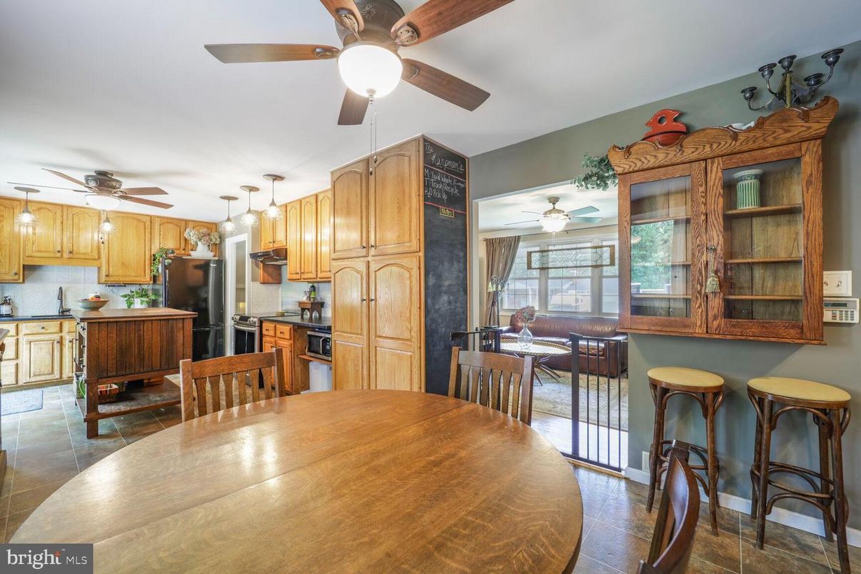 Dining room, Interior, Kitchen, Pendant Lights