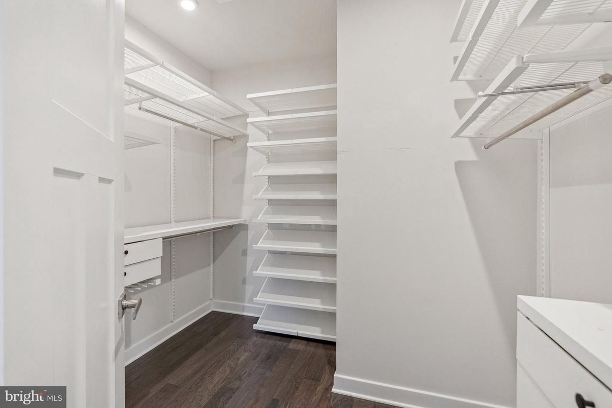 Interior, Recessed Lighting, Walk-in Closets, Wood Texture Flooring