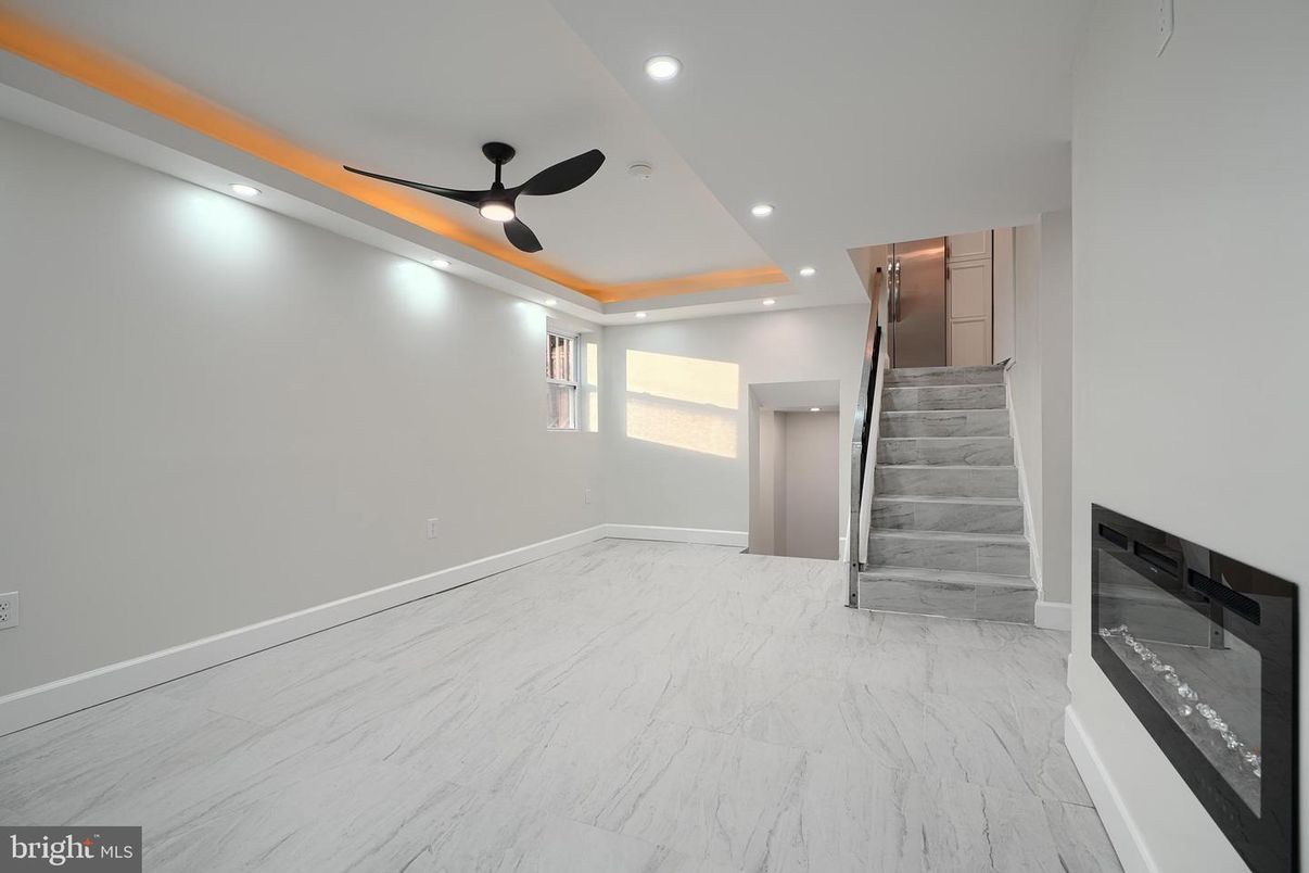 Interior, Marble, Recessed Lighting