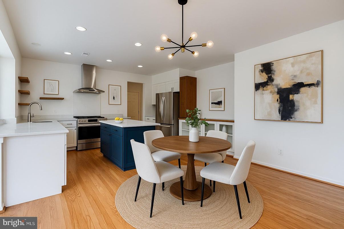 Dining room, Interior, Kitchen, Pendant Lights, Recessed Lighting, Stainless Steel Appliances, Wood Texture Flooring
