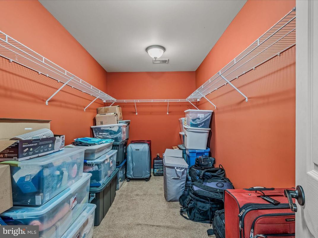 Interior, Walk-in Closets