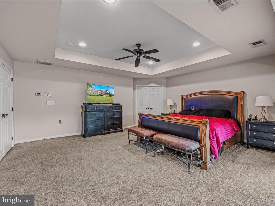 Bedroom, Interior, Recessed Lighting