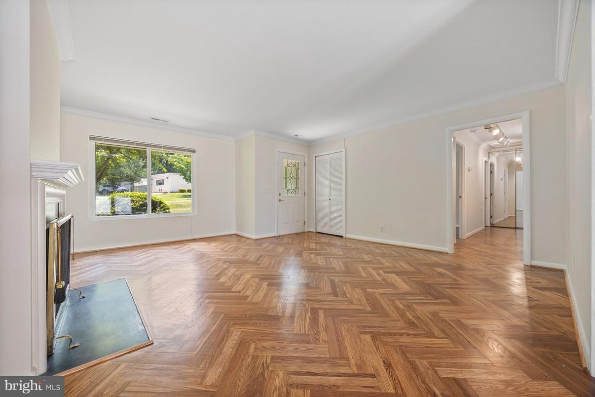 Empty room, Fireplace, Interior, Wood Texture Flooring