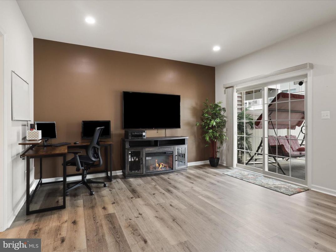 Fireplace, Home Office, Interior, Recessed Lighting, Wood Texture Flooring