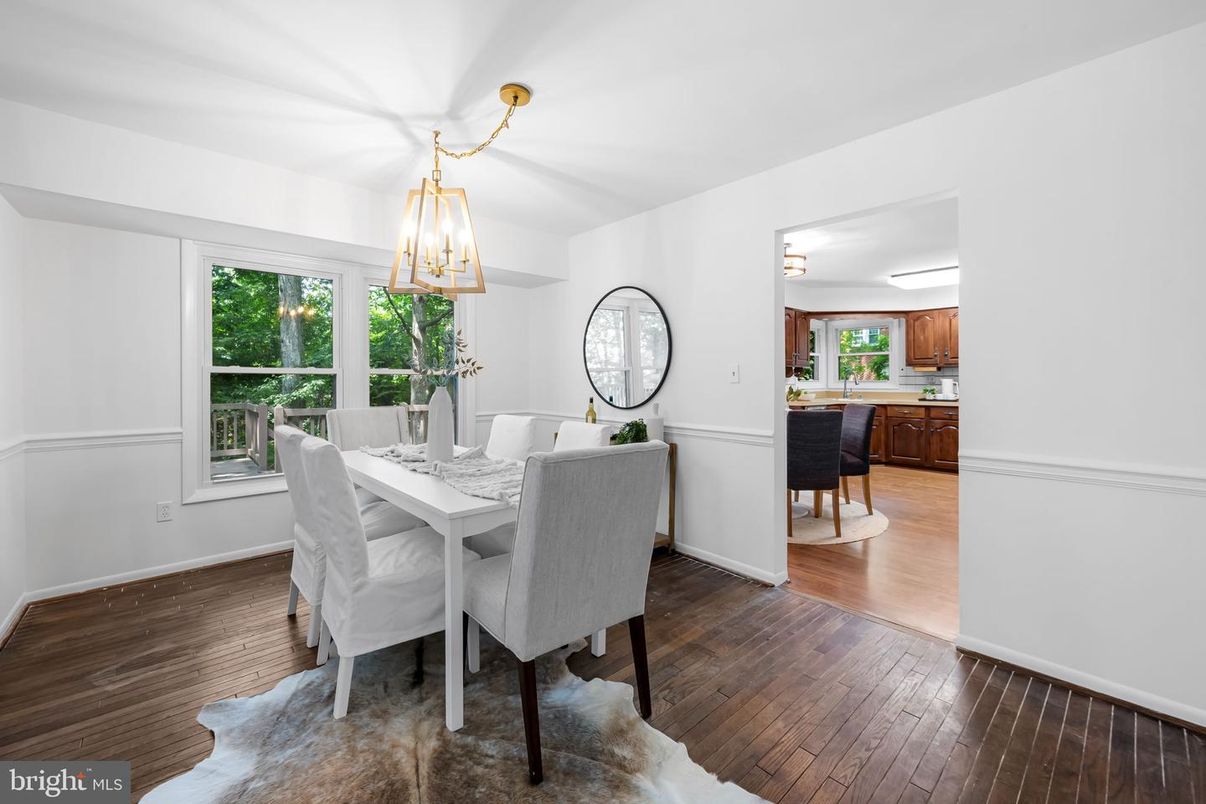 Dining room, Interior, Wood Texture Flooring