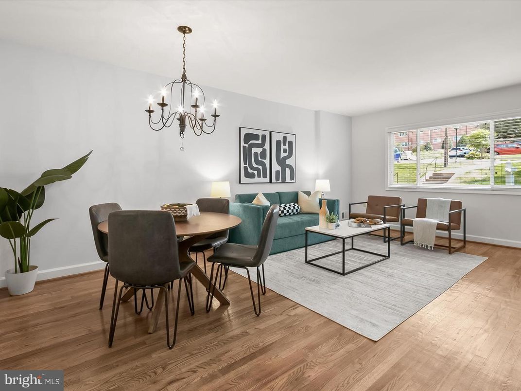 Chandelier, Dining room, Interior, Living room, Wood Texture Flooring