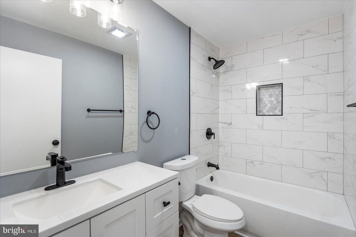 Bathroom, Interior, Marble Walls