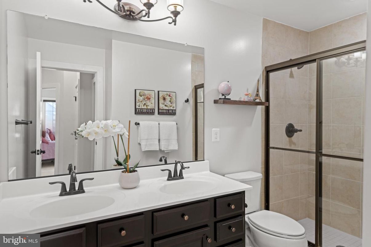 Bathroom, Dual Sink Vanities, Glass Shower, Interior