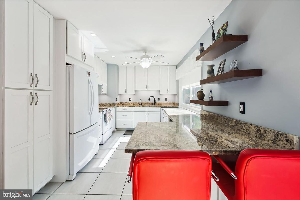 Interior, Kitchen, Recessed Lighting