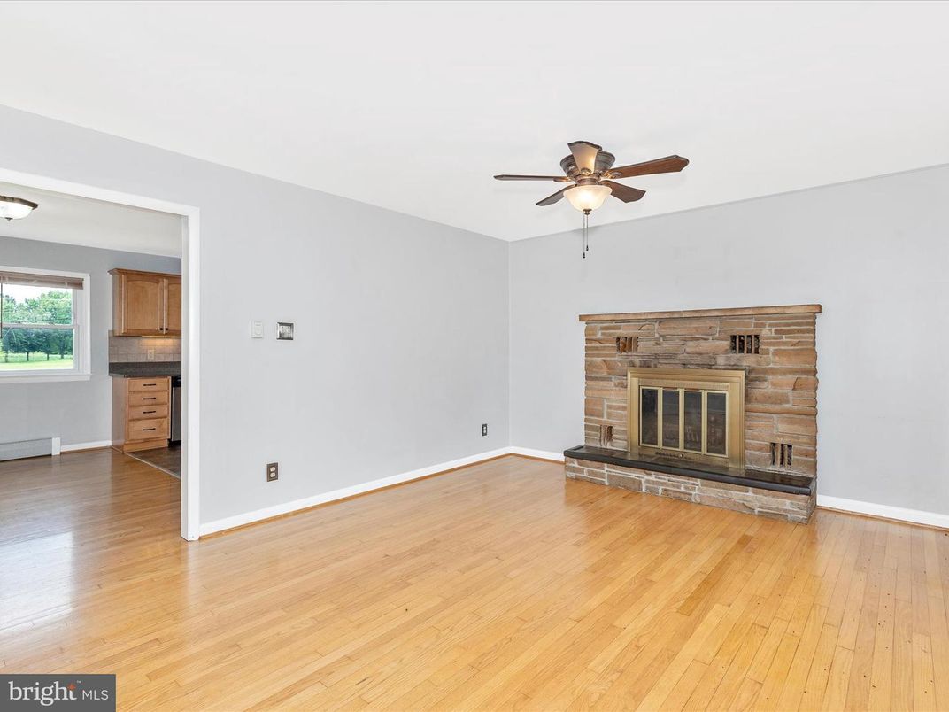Empty room, Fireplace, Interior, Wood Texture Flooring