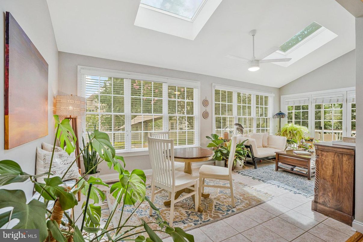 Dining room, Interior, Living room, Sun Room