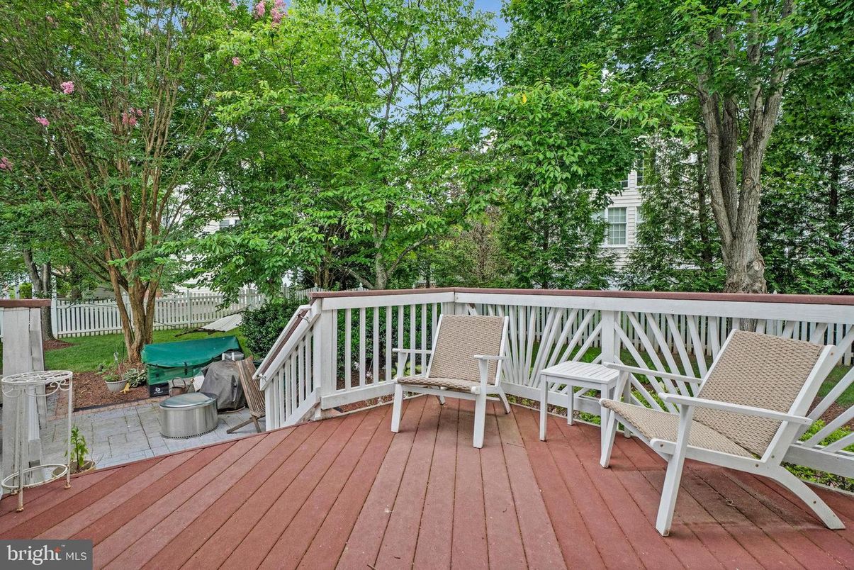 Exterior, Hot Tub