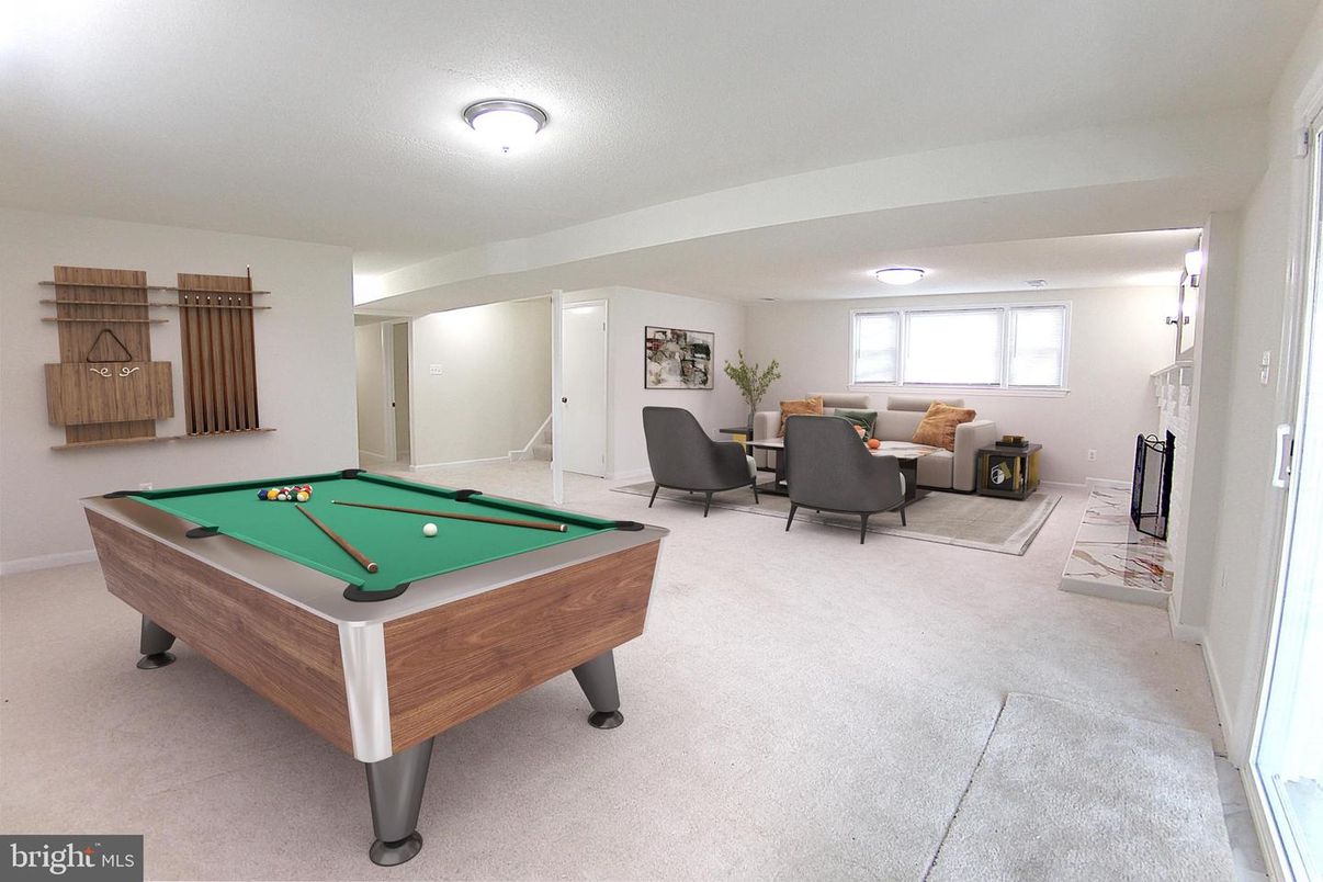 Billiard Table, Game Room, Interior, Living room