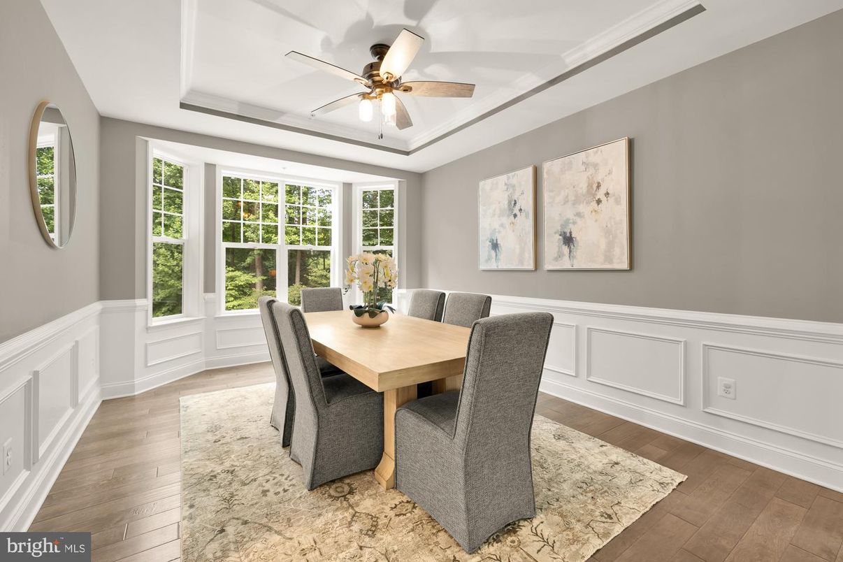 Dining room, Interior, Wood Texture Flooring