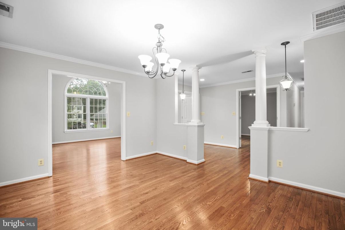 Chandelier, Empty room, Interior, Pendant Lights, Recessed Lighting, Wood Texture Flooring