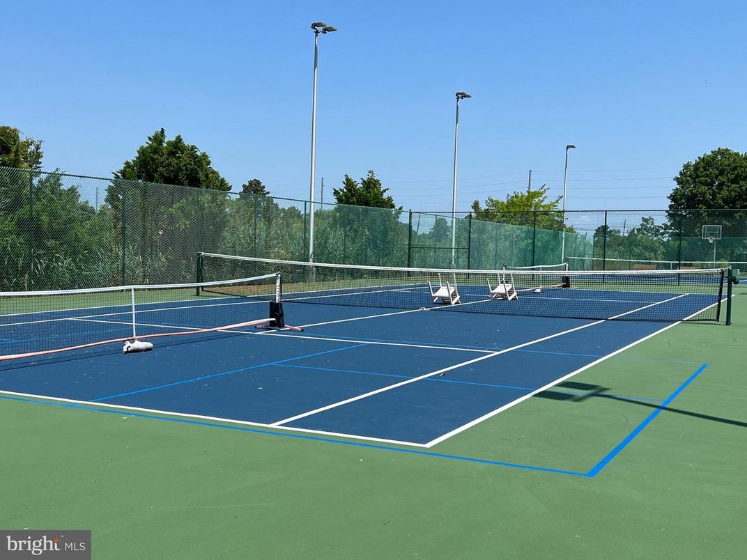 Exterior, Tennis Courts