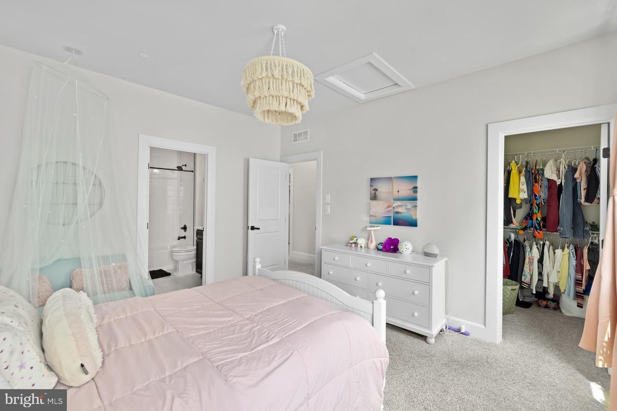 Bathroom, Bedroom, Chandelier, Interior