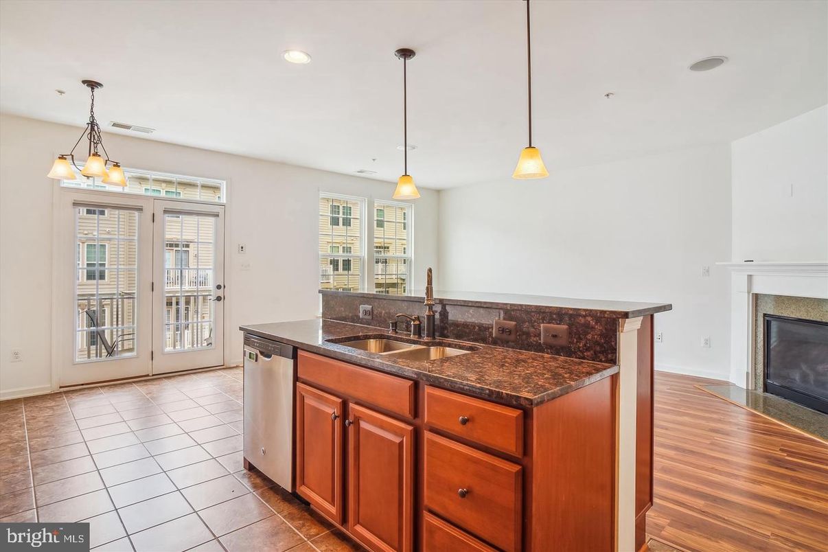 Fireplace, Interior, Kitchen, Pendant Lights, Recessed Lighting
