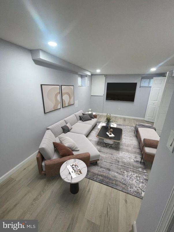 Interior, Living room, Recessed Lighting, Wood Texture Flooring