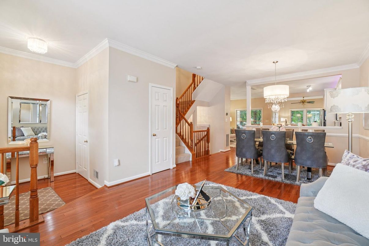 Chandelier, Dining room, Interior, Wood Texture Flooring