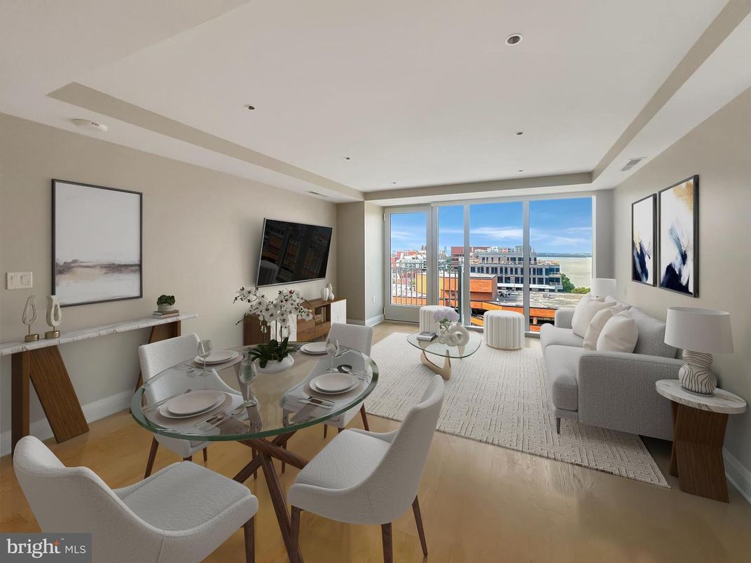 Dining room, Interior, Living room, Recessed Lighting