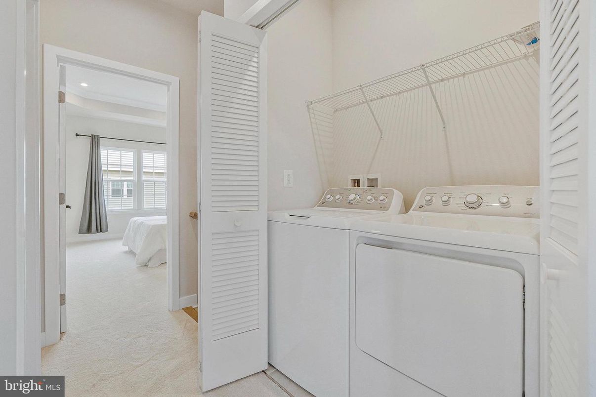 Interior, Recessed Lighting, Utility Closets, Washer