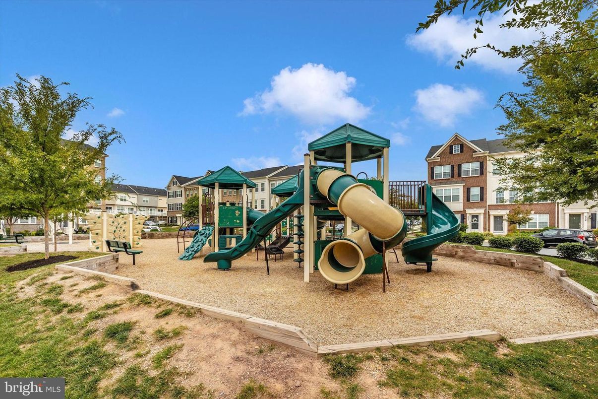 Backyard, Exterior, Playground