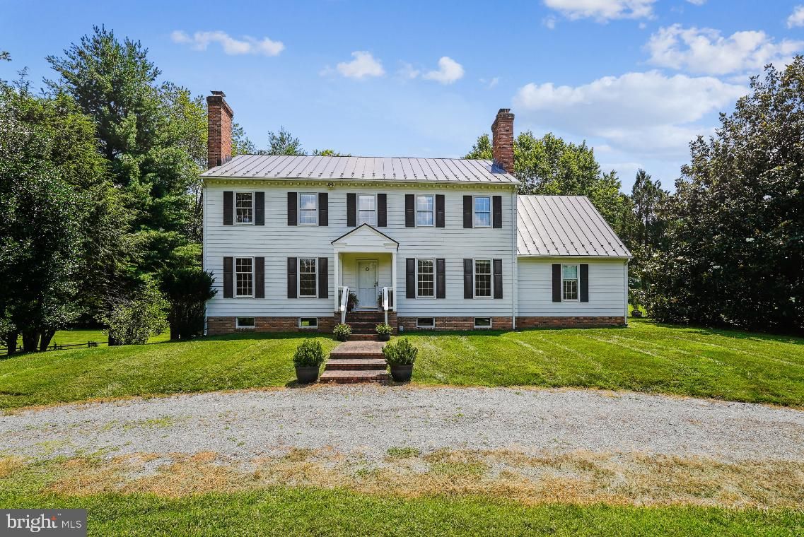 Backyard, Exterior, Facade, Georgian