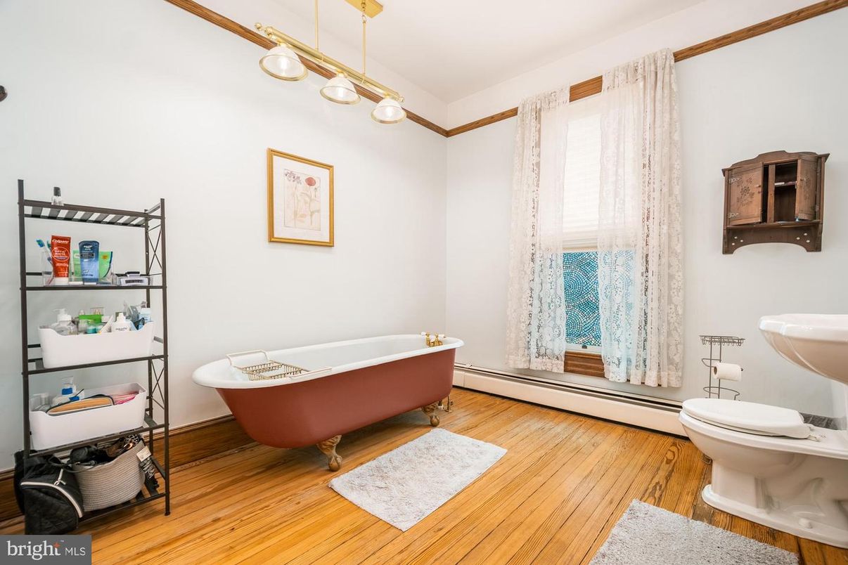Bathroom, Free Standing Baths, Interior, Wood Texture Flooring