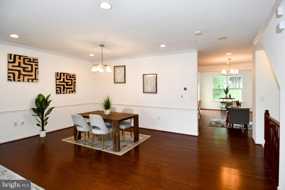 Dining room, Interior, Pendant Lights, Recessed Lighting, Wood Texture Flooring