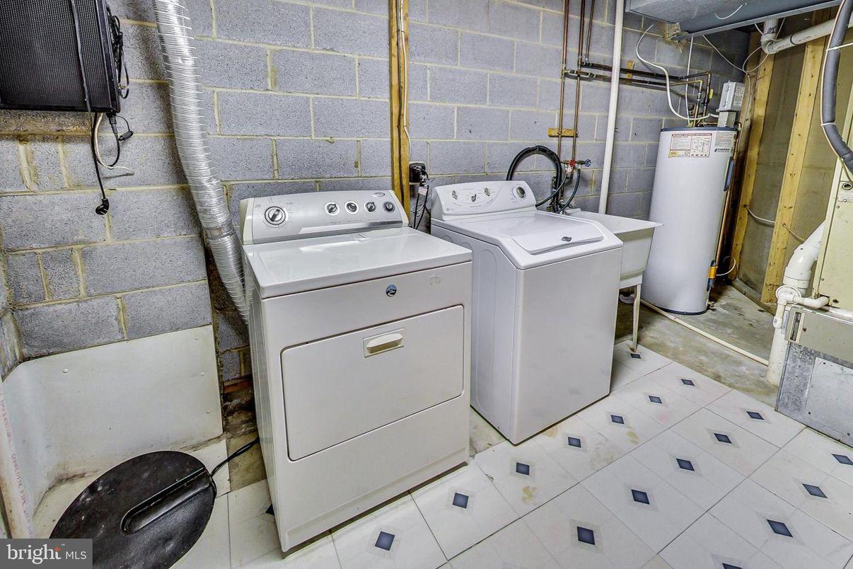 Interior, Washer