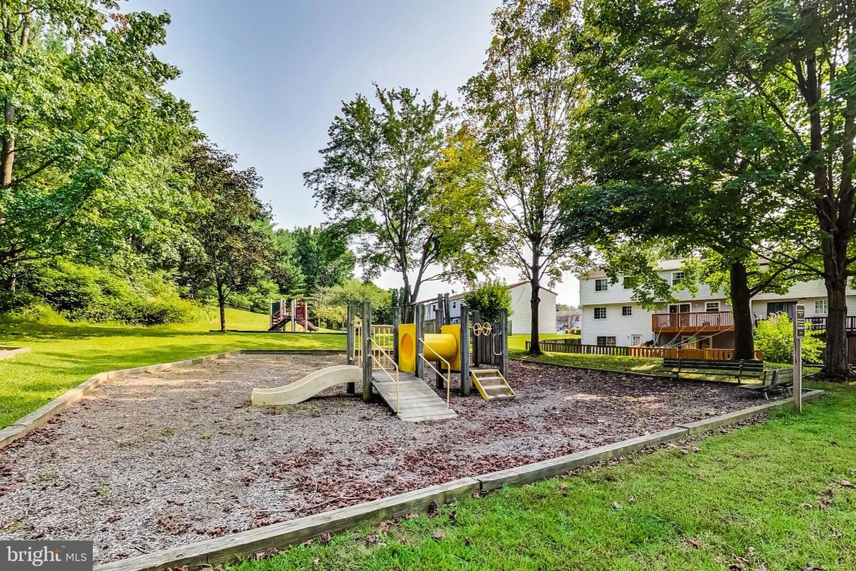Backyard, Exterior, Playground