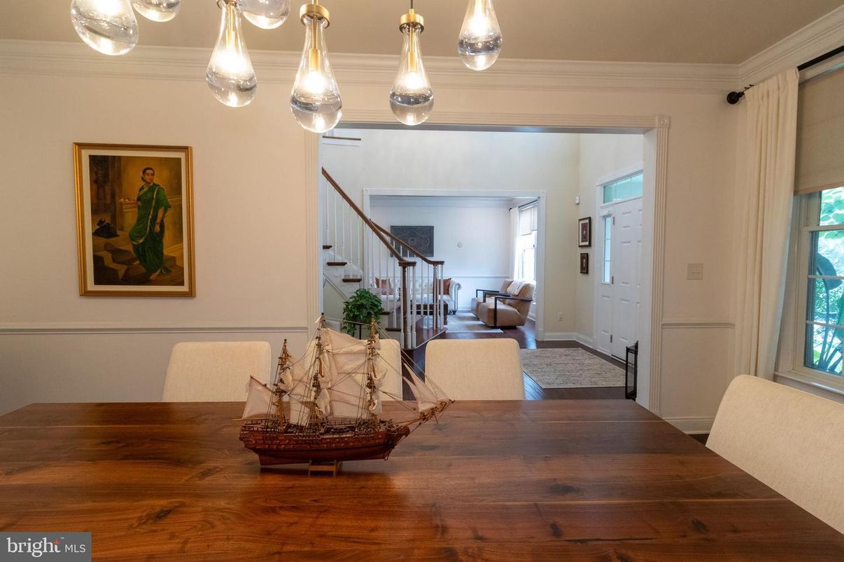 Dining room, Interior