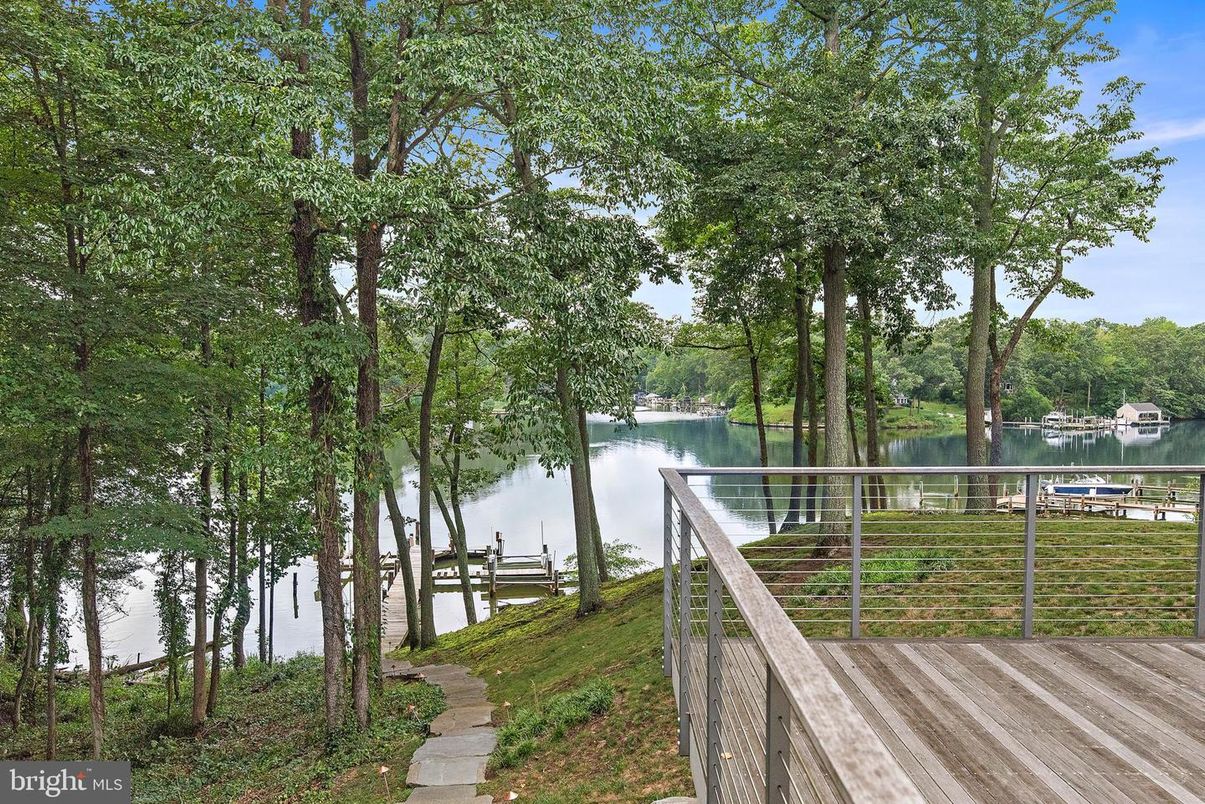Exterior, Water