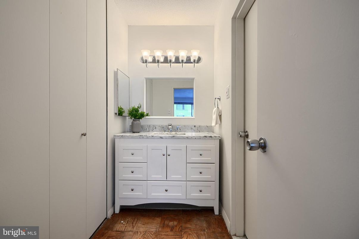 Bathroom, Interior, Wood Texture Flooring