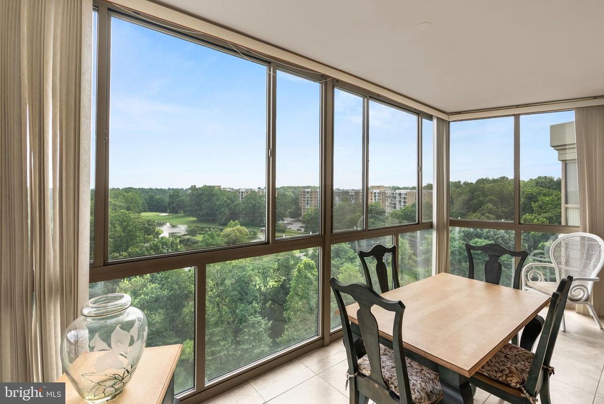 Dining room, Interior, Sun Room