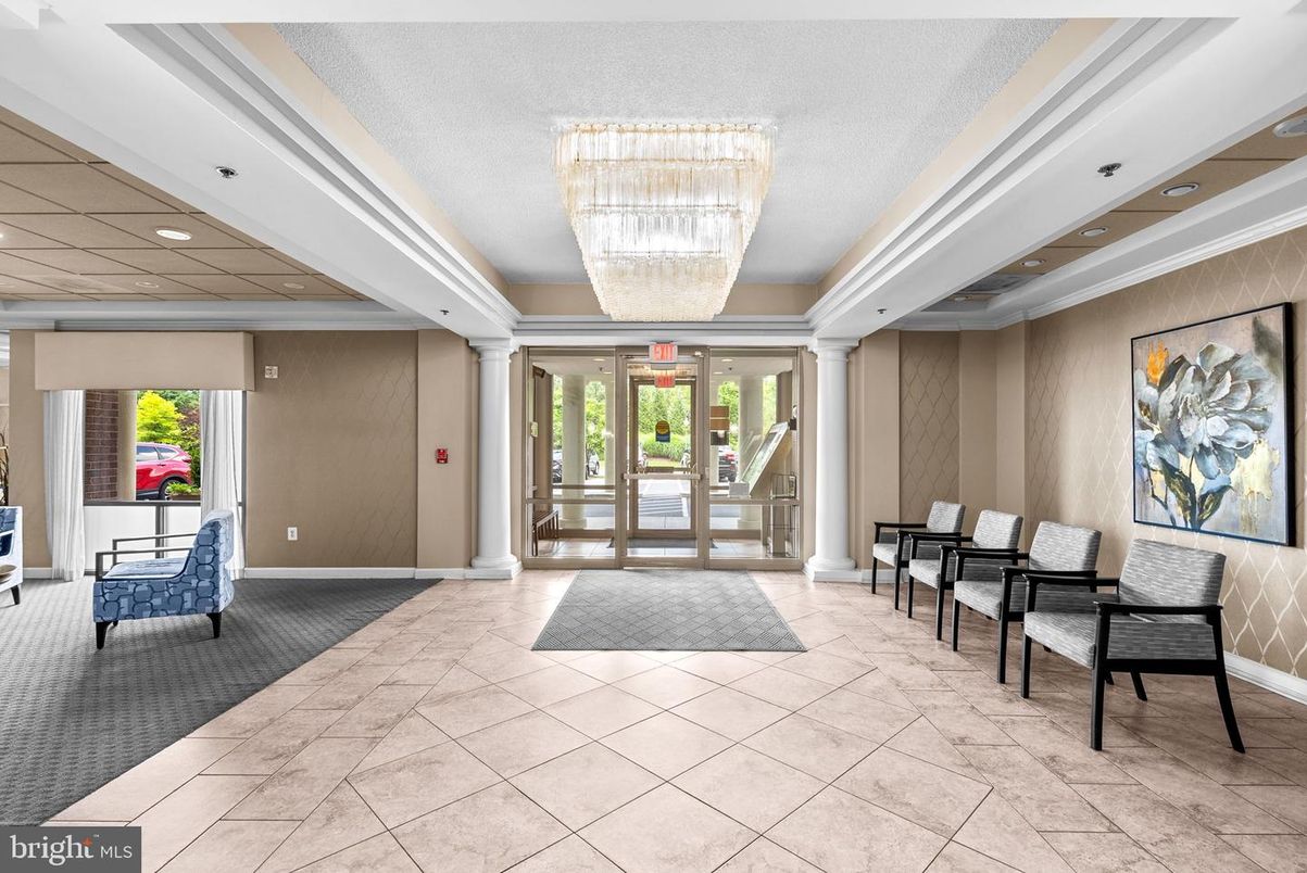 Chandelier, Interior, Recessed Lighting