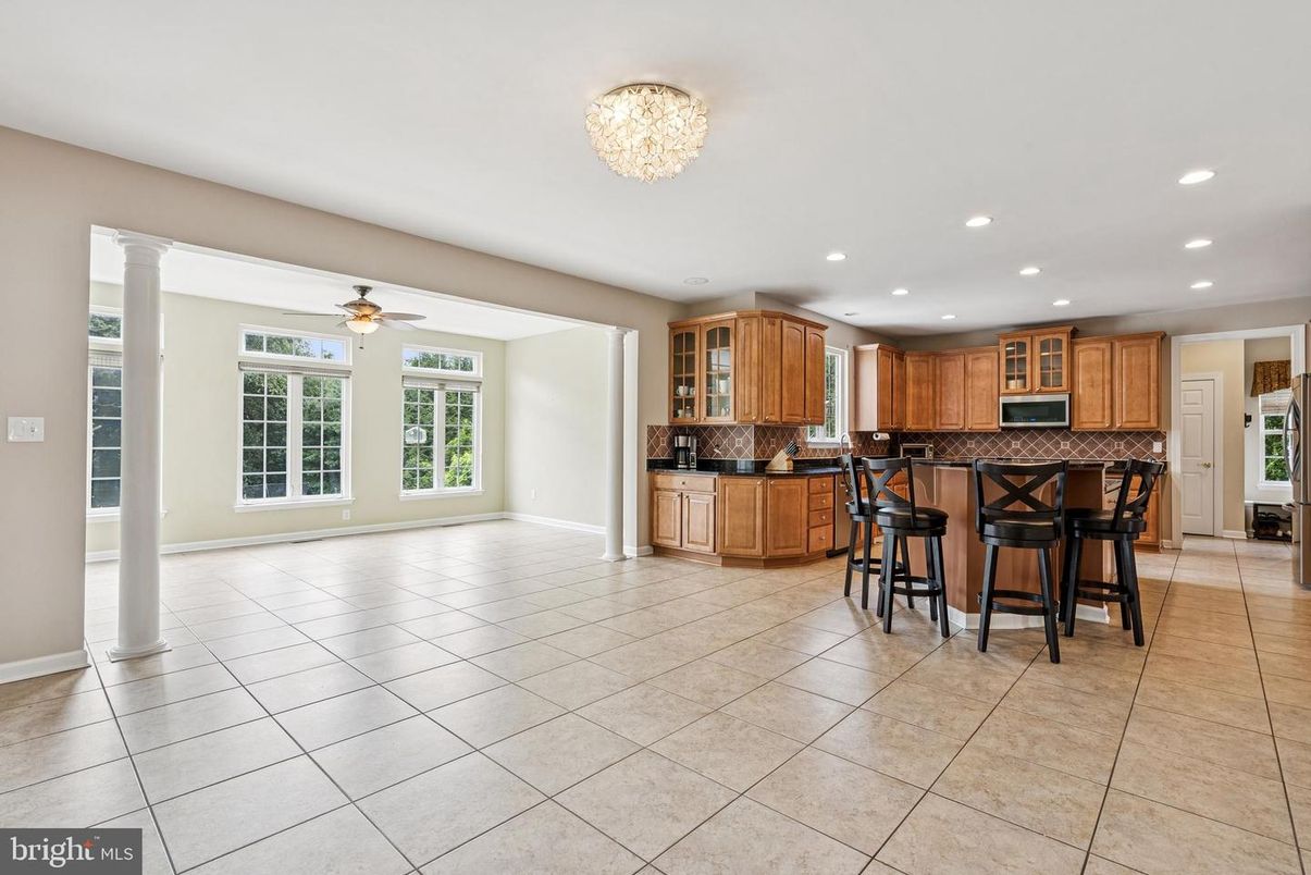 Chandelier, Interior, Kitchen, Recessed Lighting