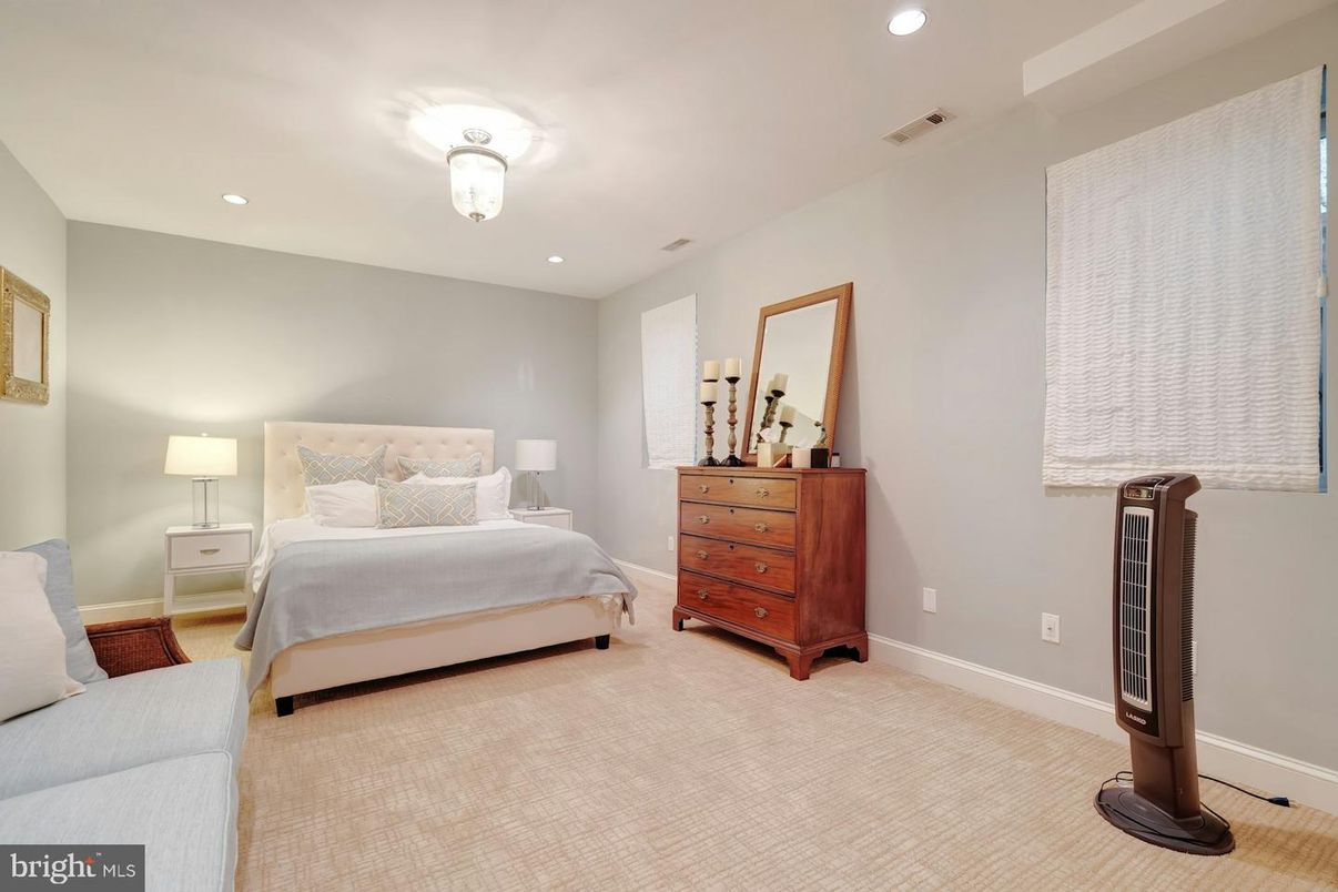 Bedroom, Interior, Recessed Lighting