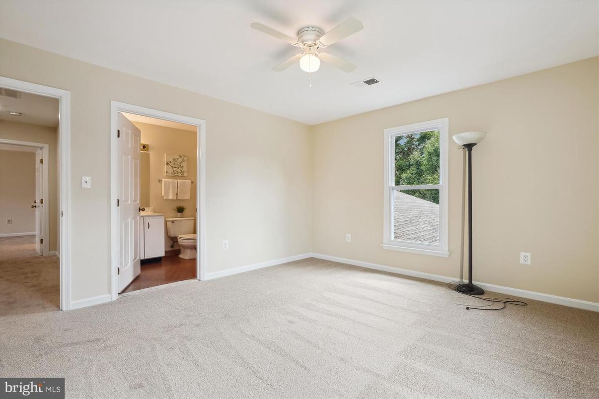 Bathroom, Empty room, Interior