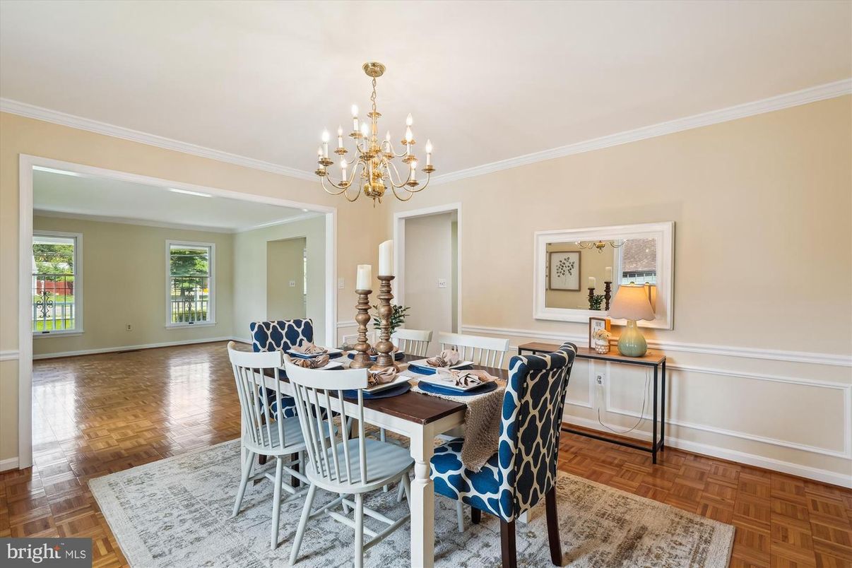Chandelier, Dining room, Interior, Wood Texture Flooring