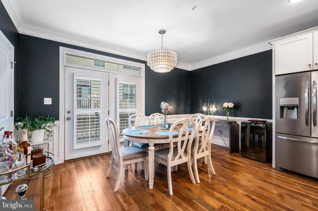 Dining room, Interior, Kitchen, Pendant Lights, Wood Texture Flooring