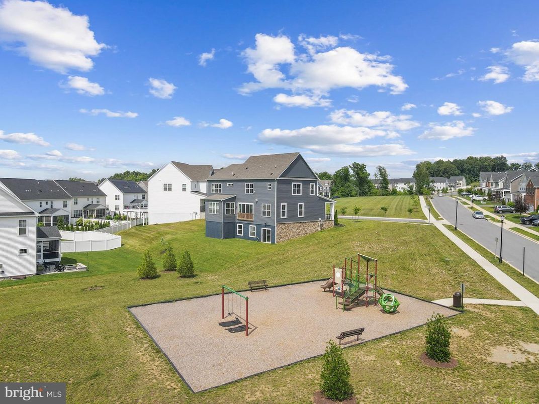 Backyard, Exterior, Playground