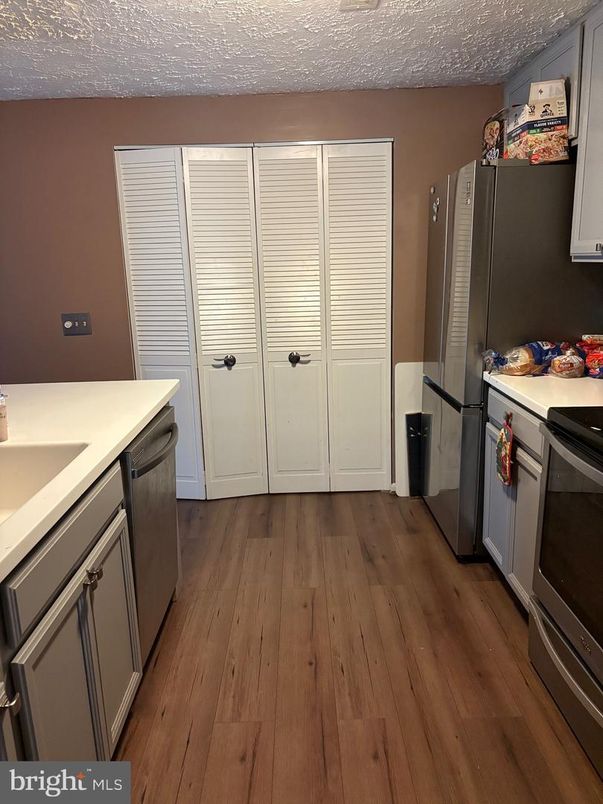 Interior, Kitchen, Wood Texture Flooring