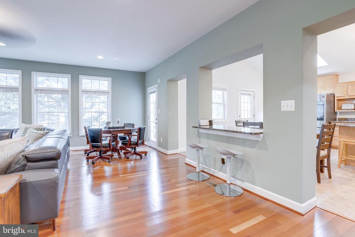 Dining room, Interior, Kitchen, Living room, Recessed Lighting, Wood Texture Flooring