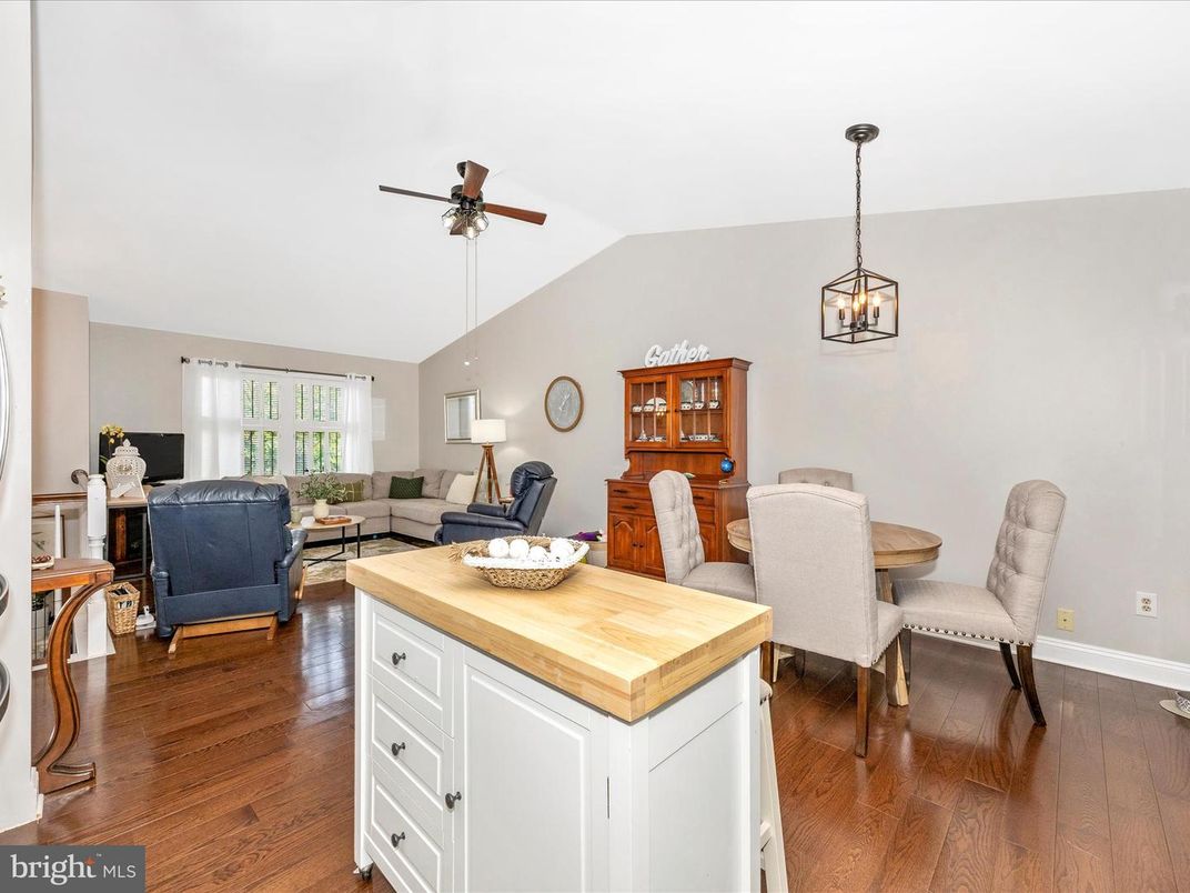Dining room, Interior, Living room, Pendant Lights, Wood Texture Flooring