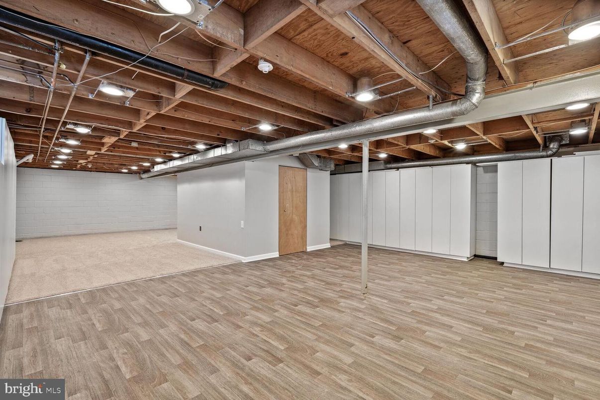 Empty room, Interior, Wooden Beams, Wooden Ceilings, Wood Texture Flooring