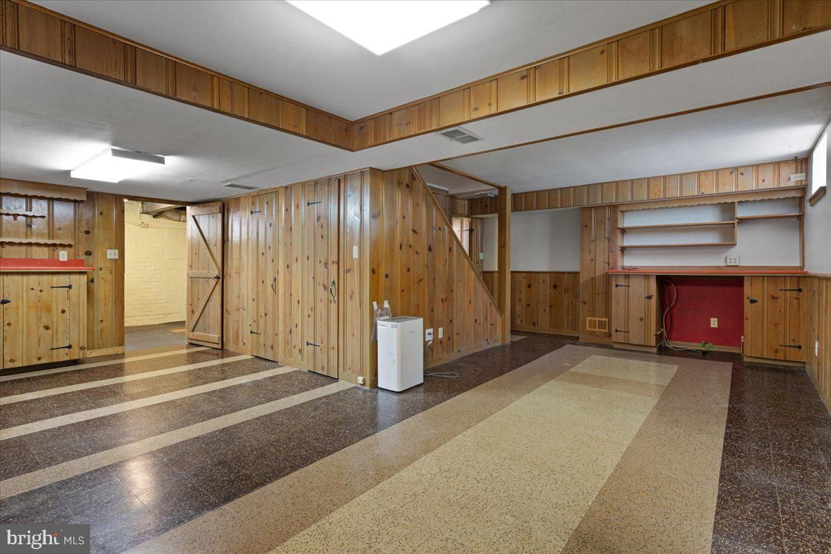 Empty room, Interior, Wooden Walls