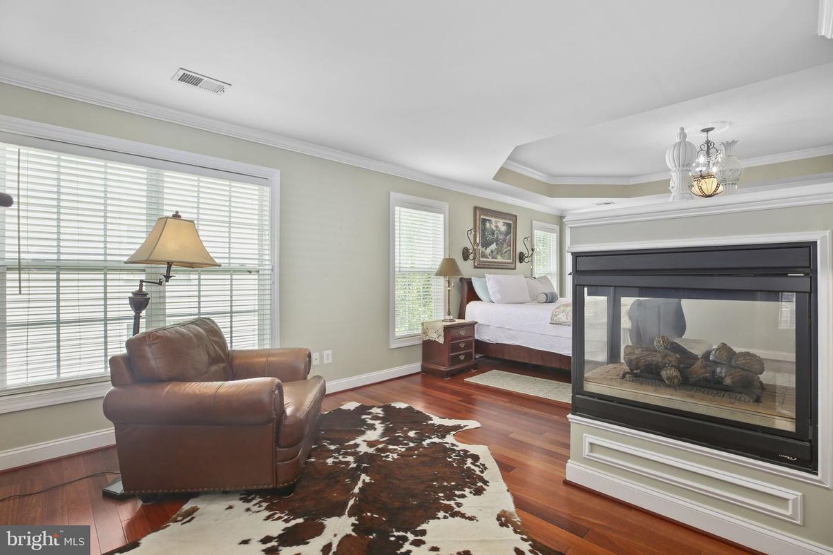 Bedroom, Fireplace, Interior, Wood Texture Flooring